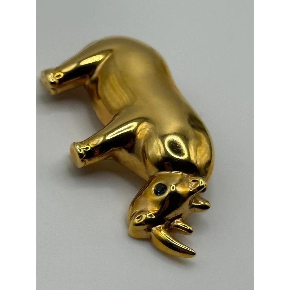 Vintage‎ Krementz Rhino Brooch Rhinestone Eye Gold Tone Pin